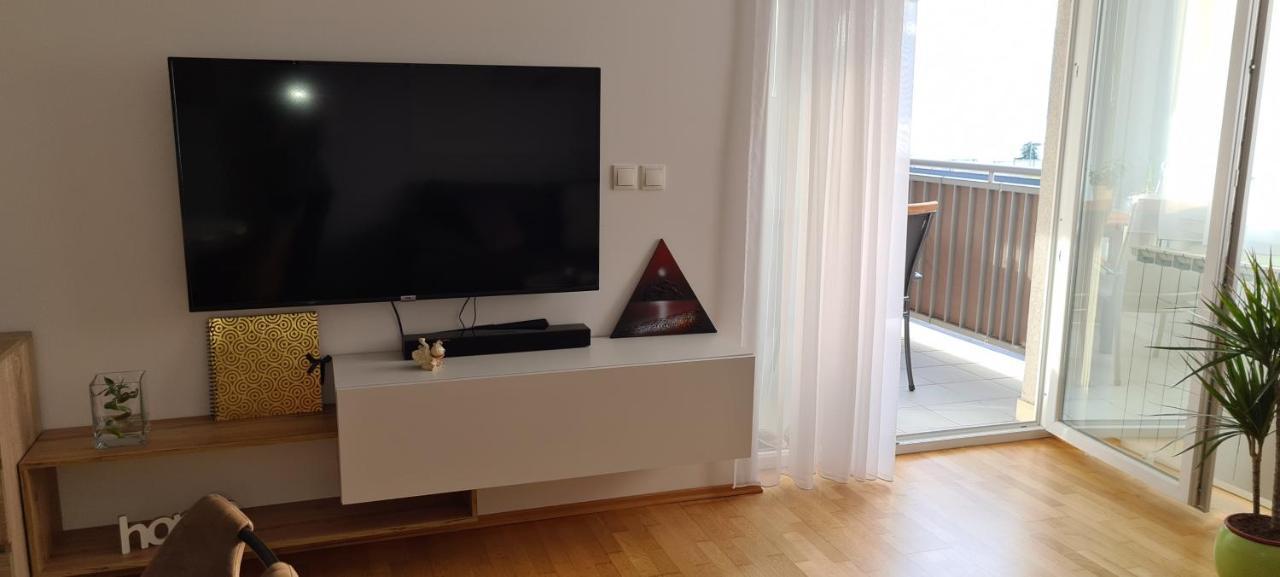 Apartment Mia Milija Риека Экстерьер фото