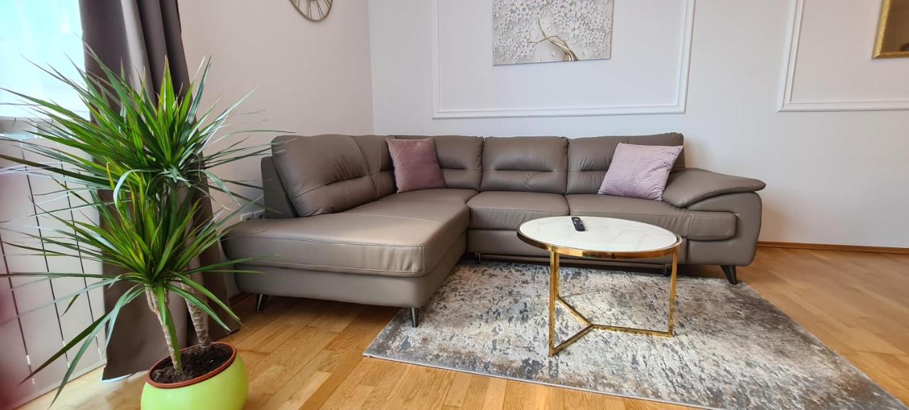 Apartment Mia Milija Риека Экстерьер фото